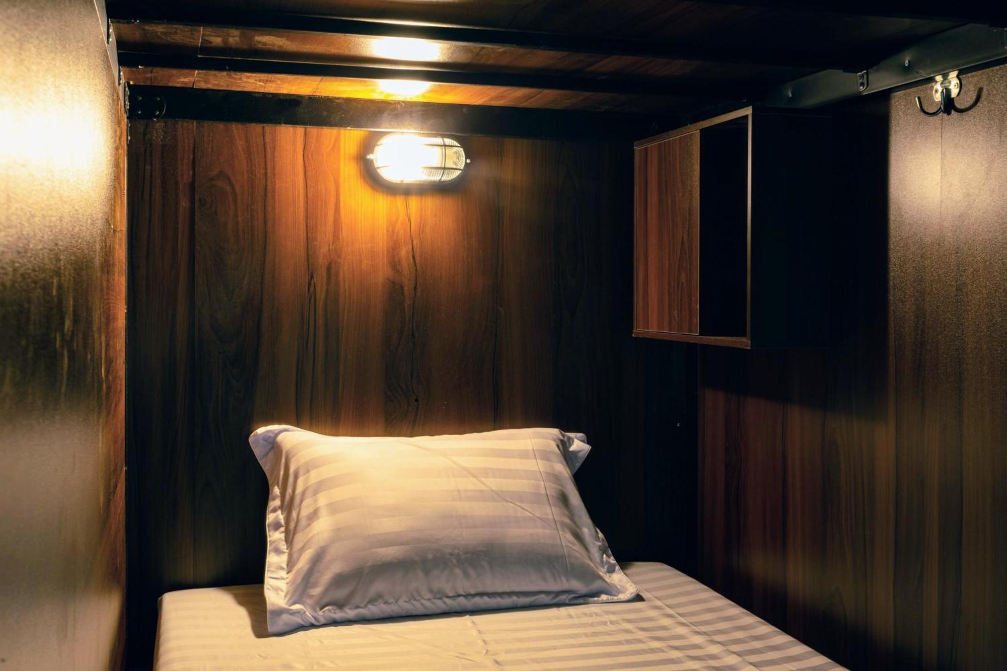 Bed 8-Bed Mixed Dormitory Room